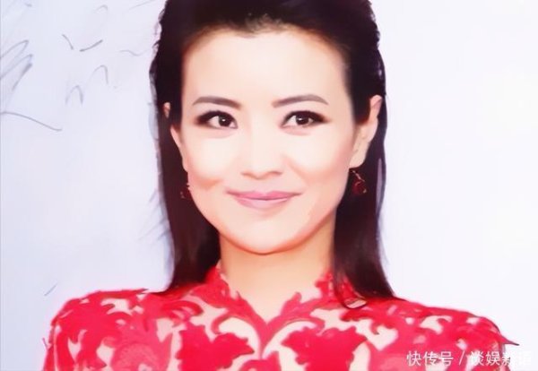 配资门户网 她和撒贝宁同居多年，却转身投入富豪怀抱，如今两人境况天差地别